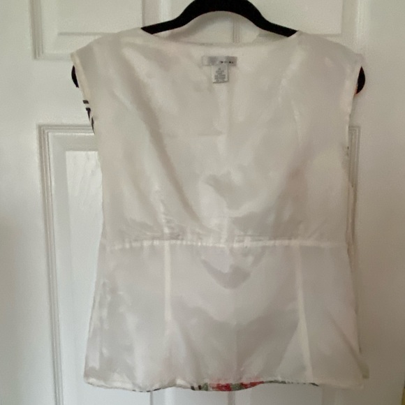 SALE🖤 Flower Silk Blouse - Picture 3 of 5